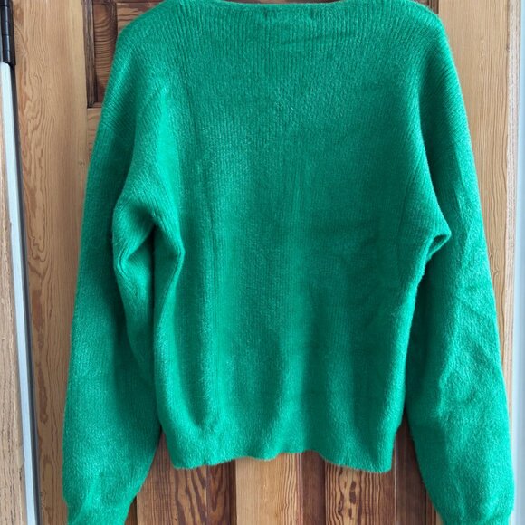 Green V-neck relaxed sweater - Picture 3 of 3